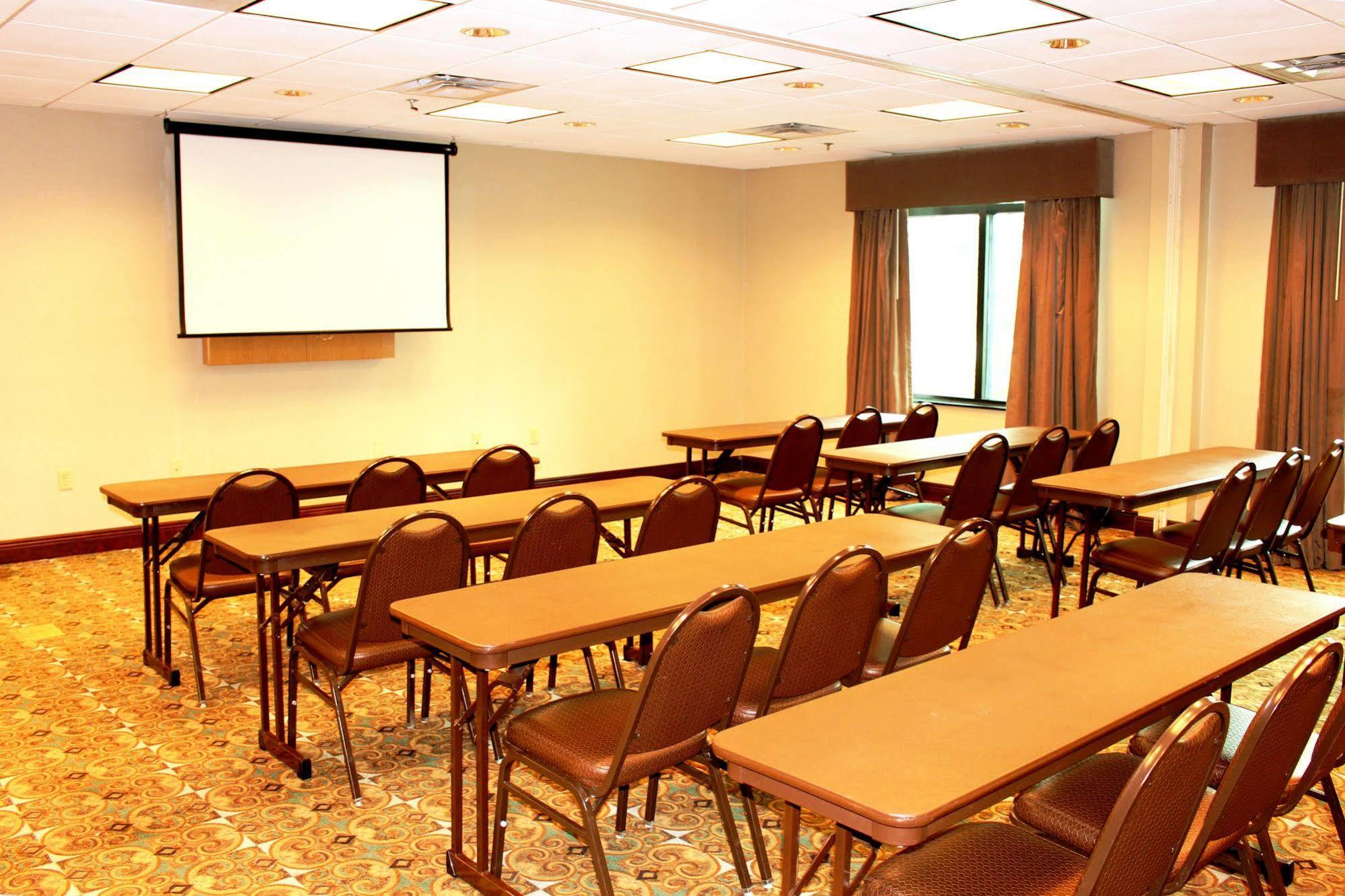 Holiday Inn Express & Suites Mobile West I-10 By Ihg Tillmans Corner Zewnętrze zdjęcie
